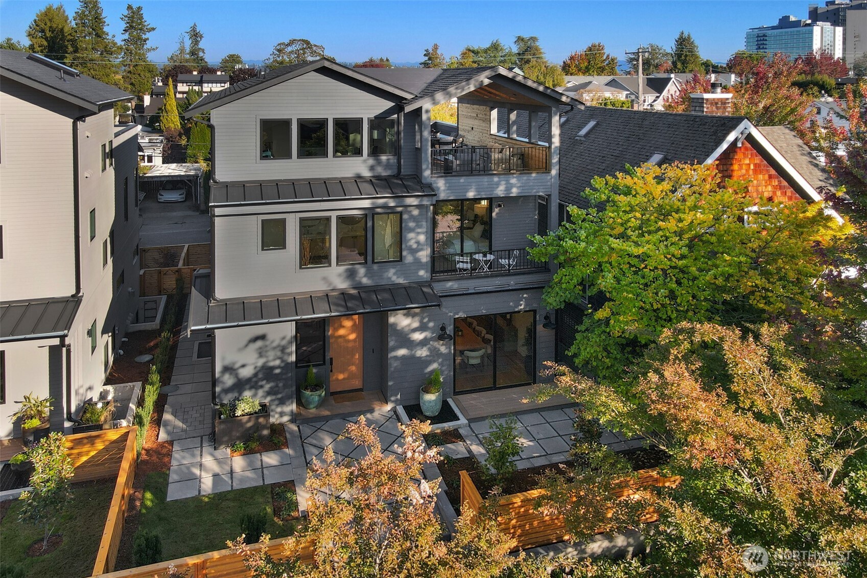 2004 McGilvra Boulevard
