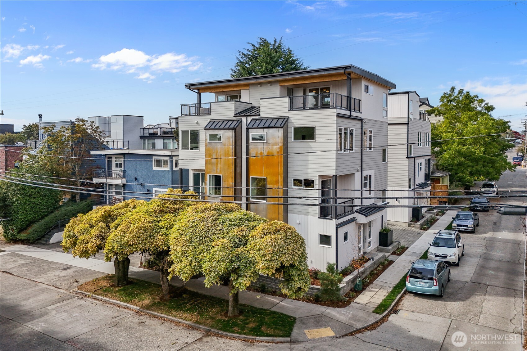 4469 Linden Avenue