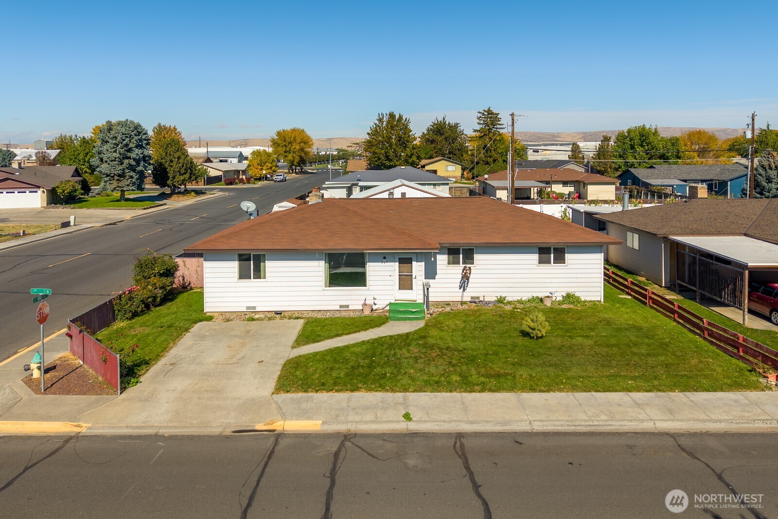 617 I St SW