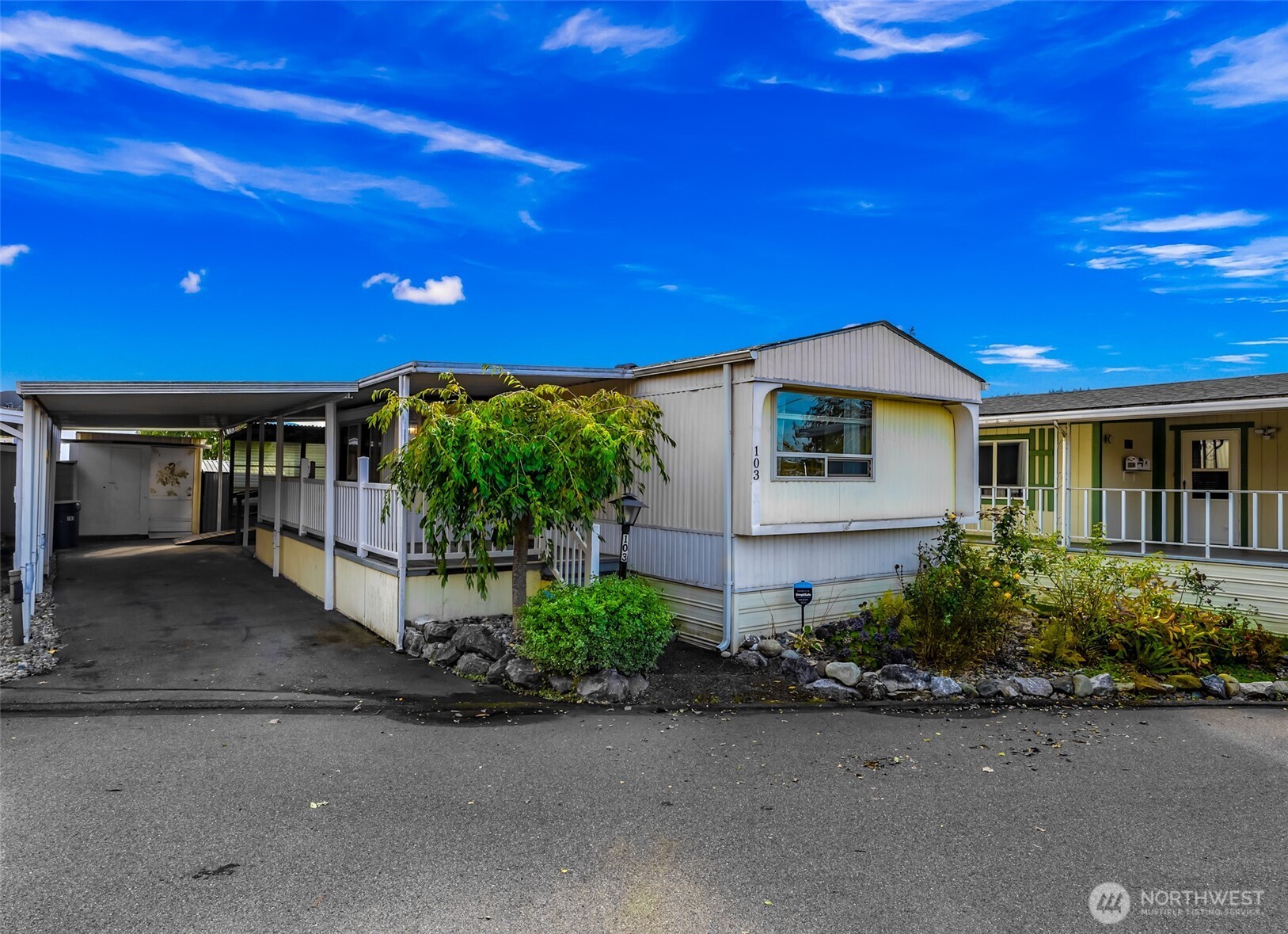 1200 Lincoln Street #103