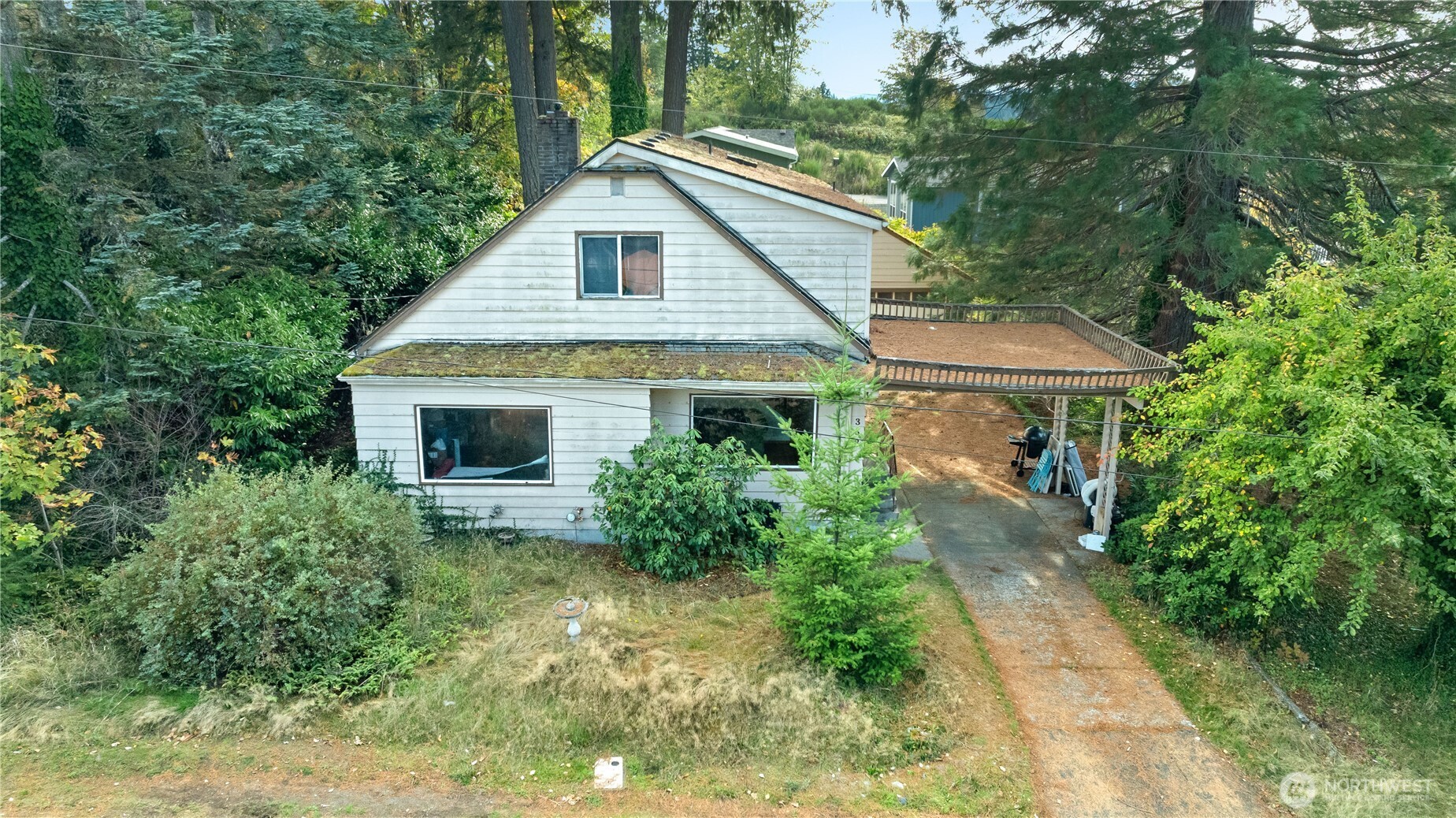 353 Oak Street