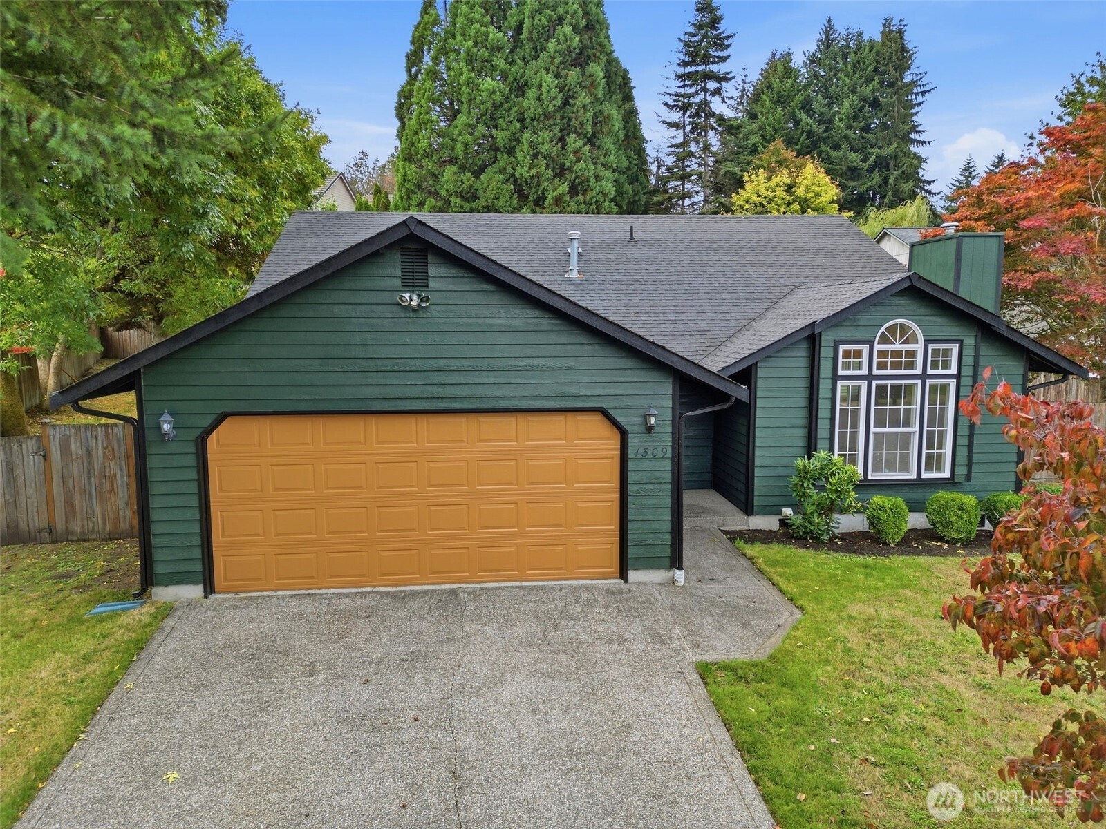 1309 Scarlet Oak Drive