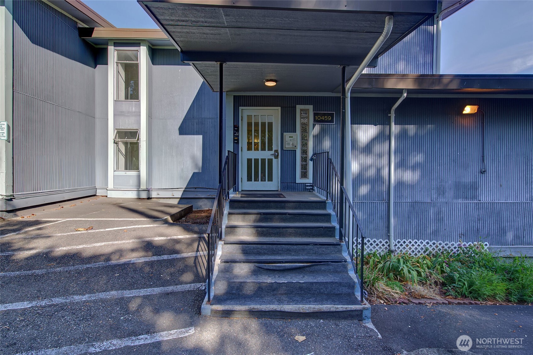 10459 Des Moines Memorial Drive #305