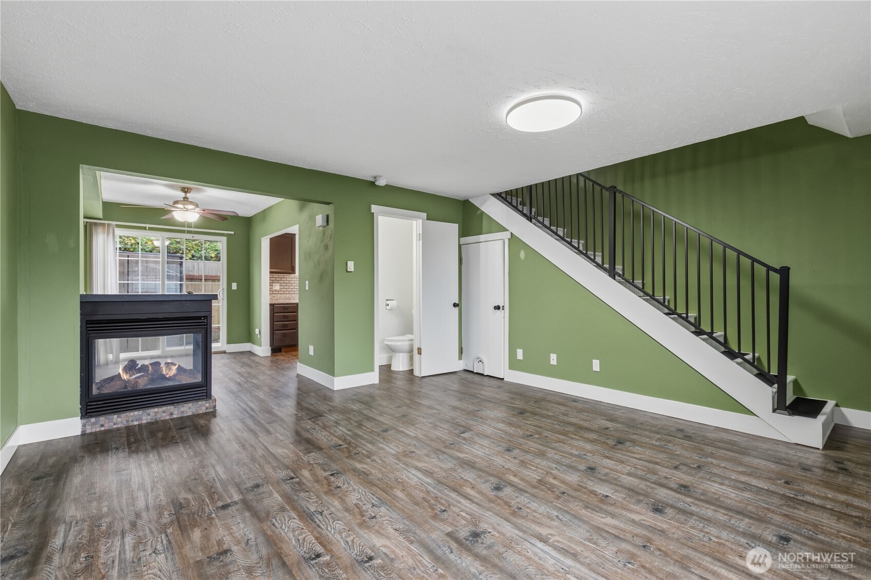 3333 Redwood Avenue #3