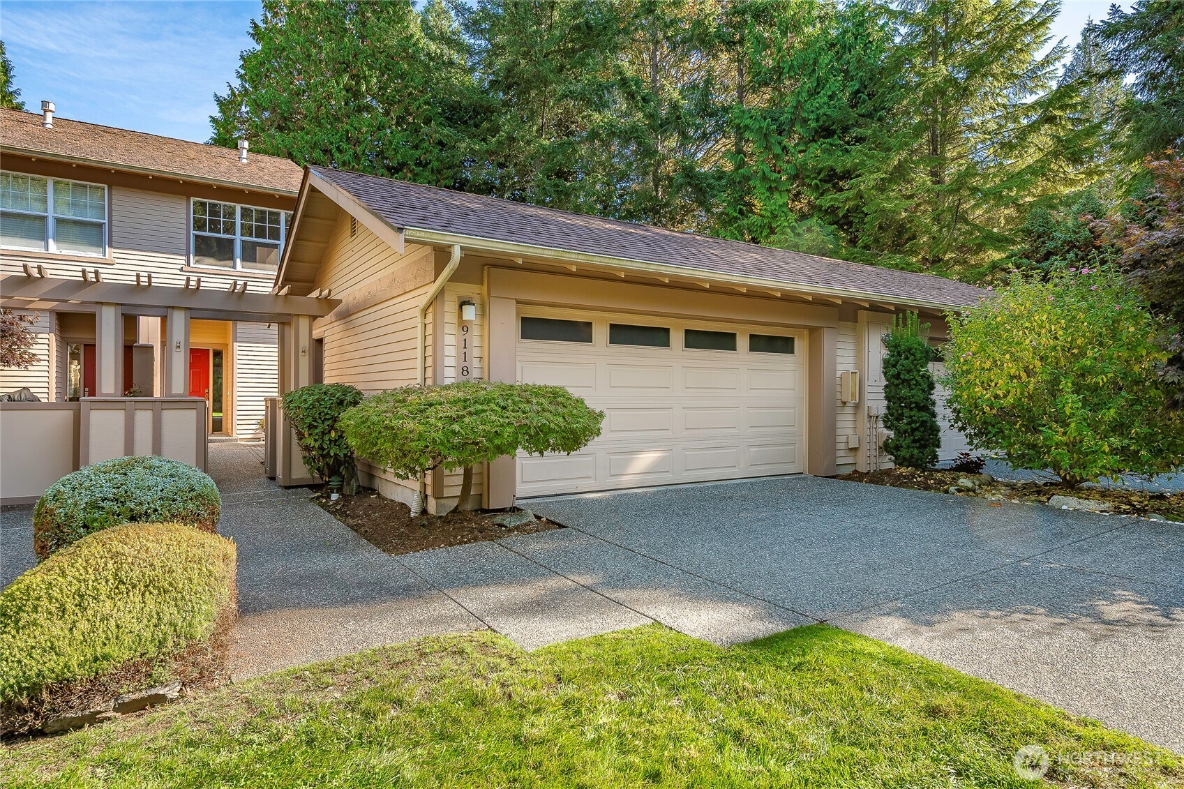9118 Gleneagle Drive #17