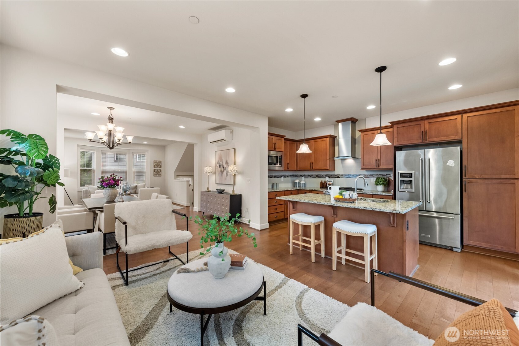 1321 Greenwich Walk