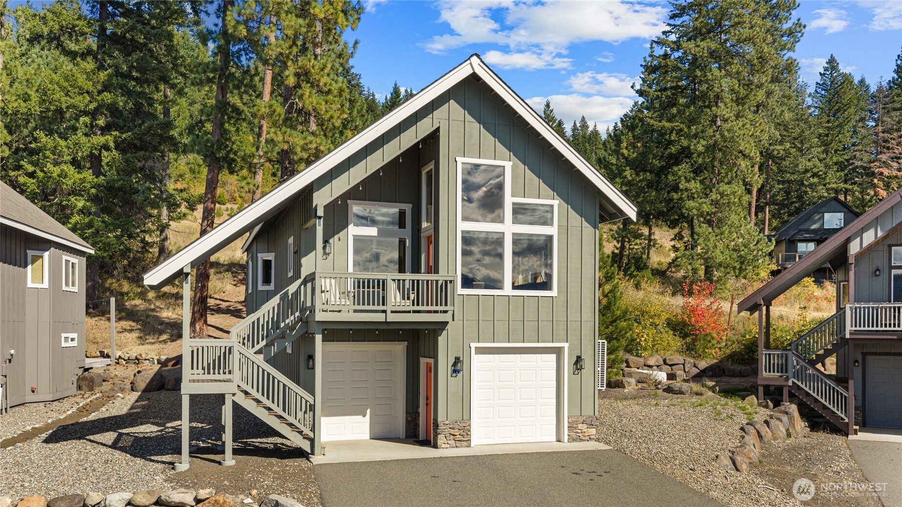 160 Flagstone Lane