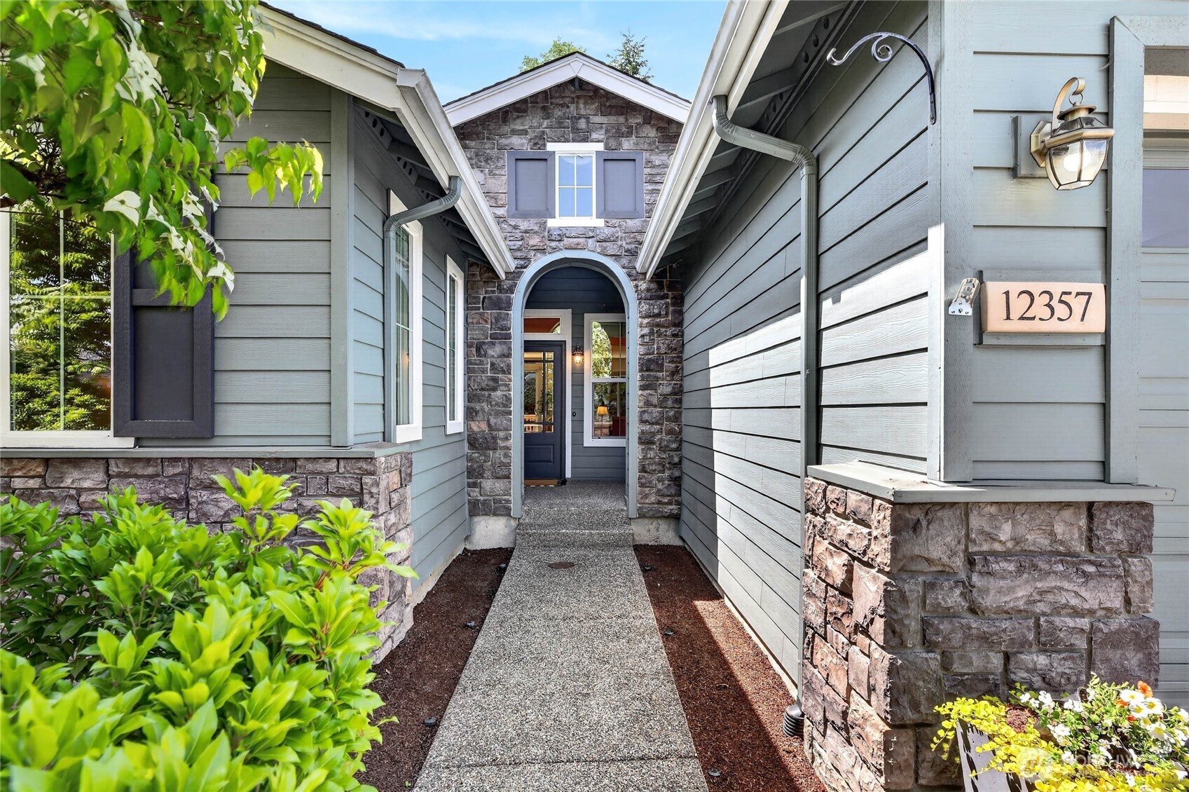 12357 Big Leaf Way