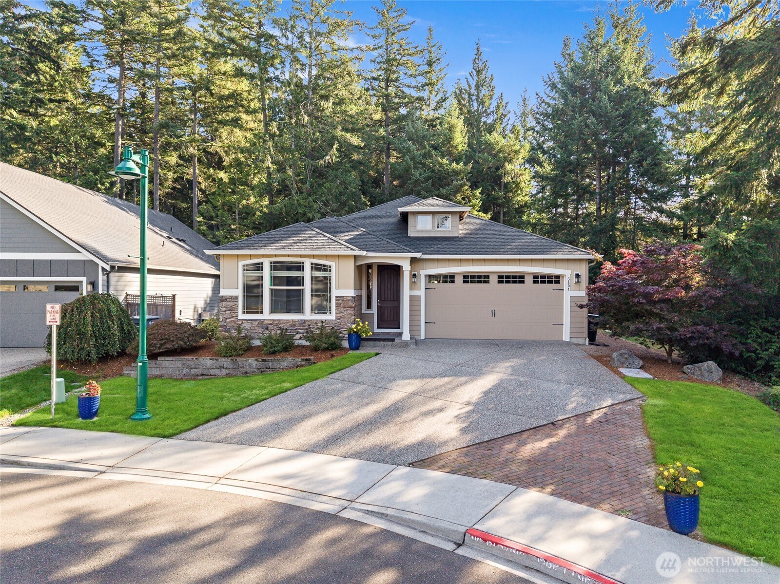 3401 Fox Ct.