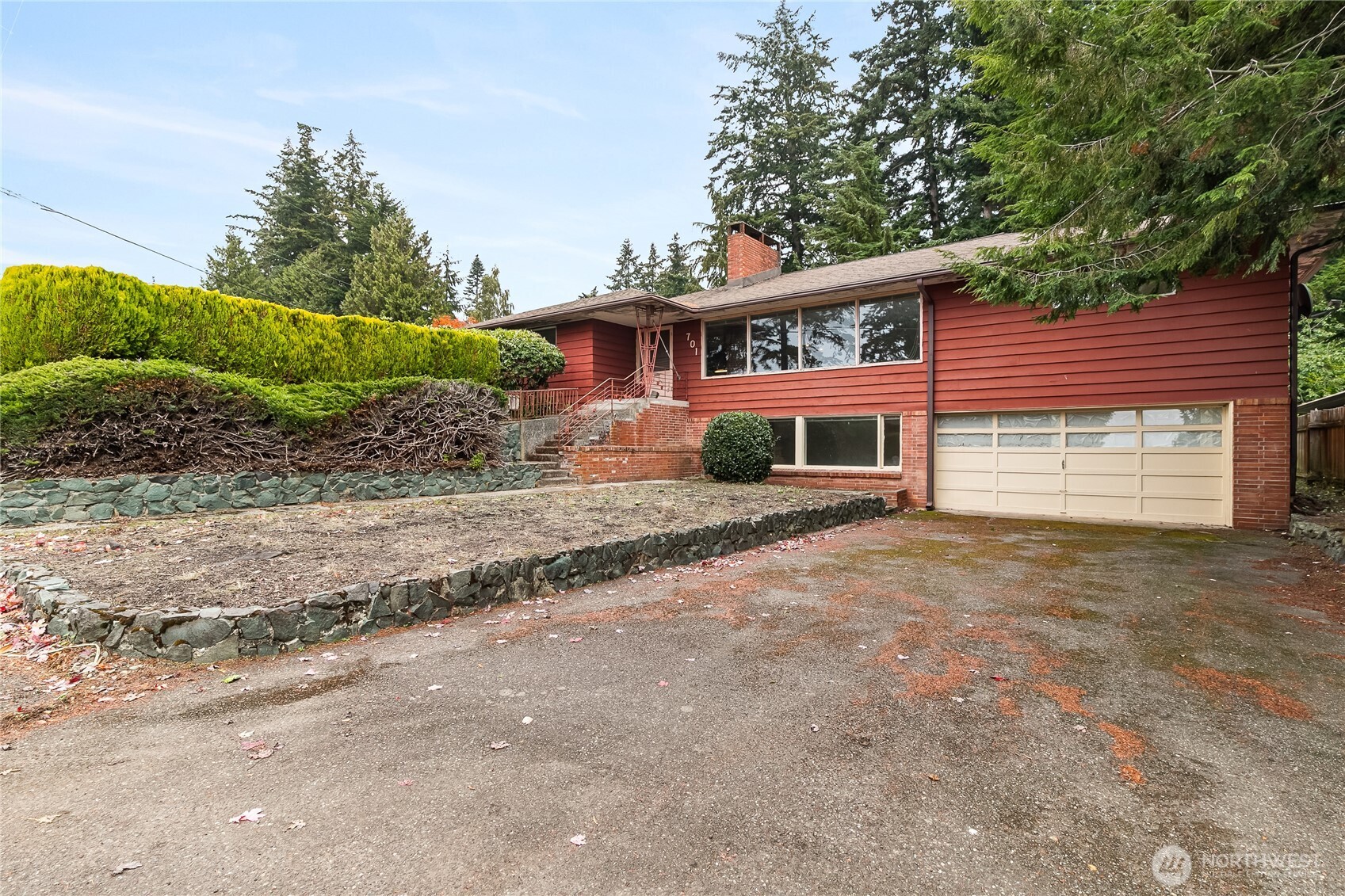 701 Highland Drive