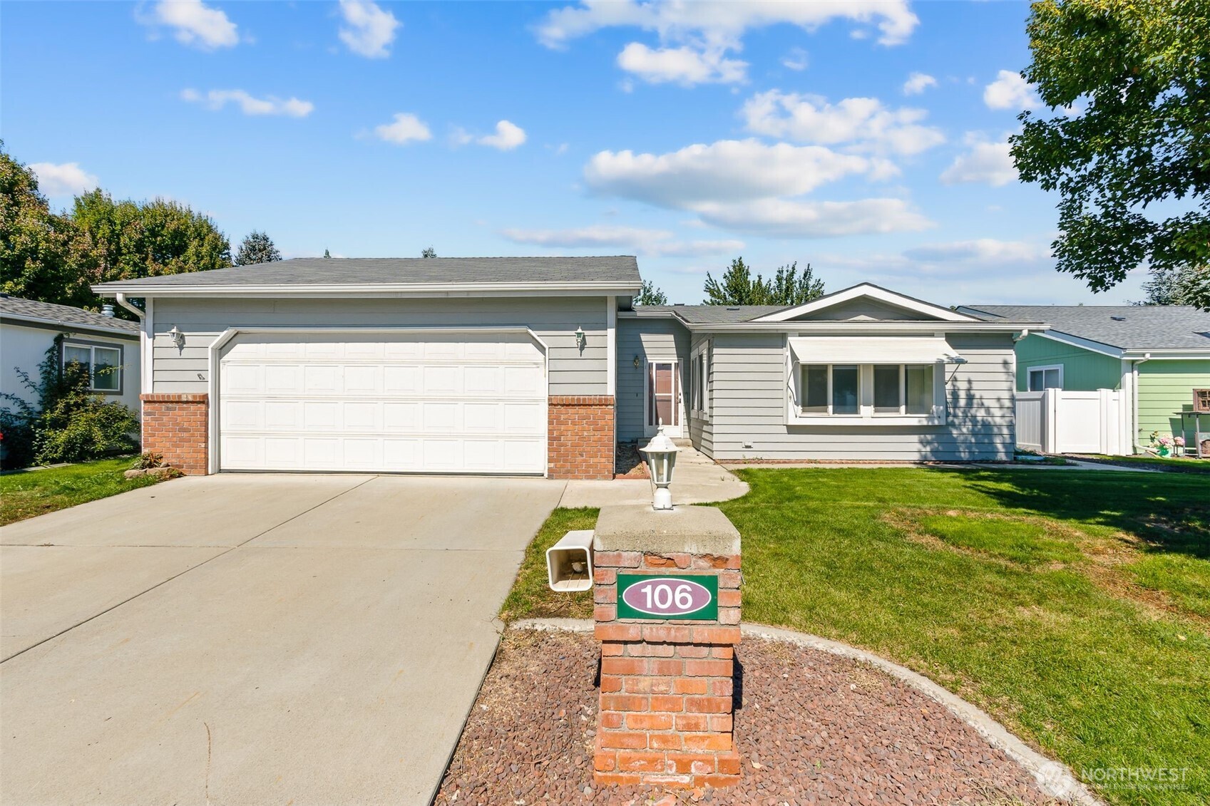 1100 Rosewood Drive #106