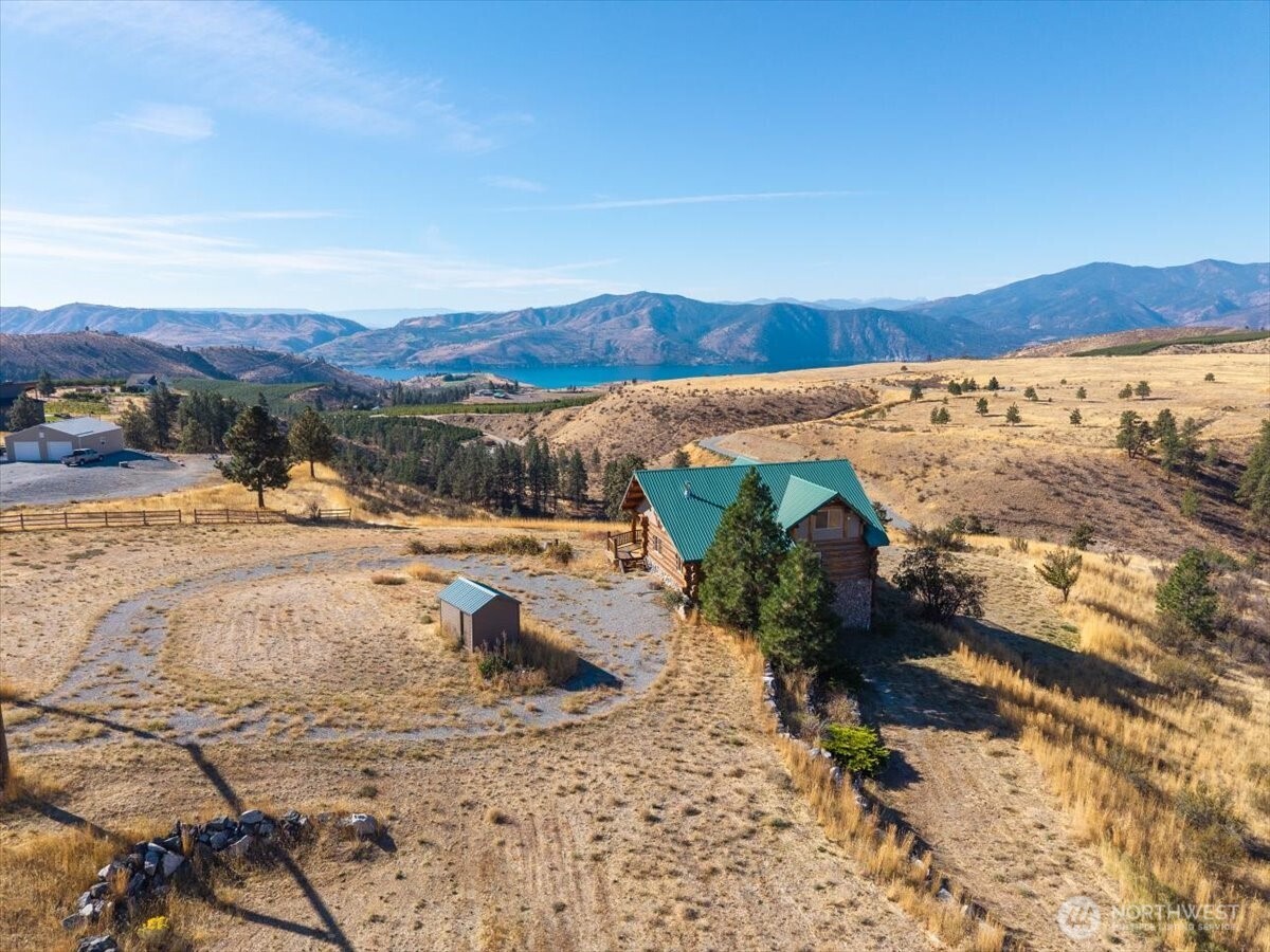 595 Chelan Trails Road