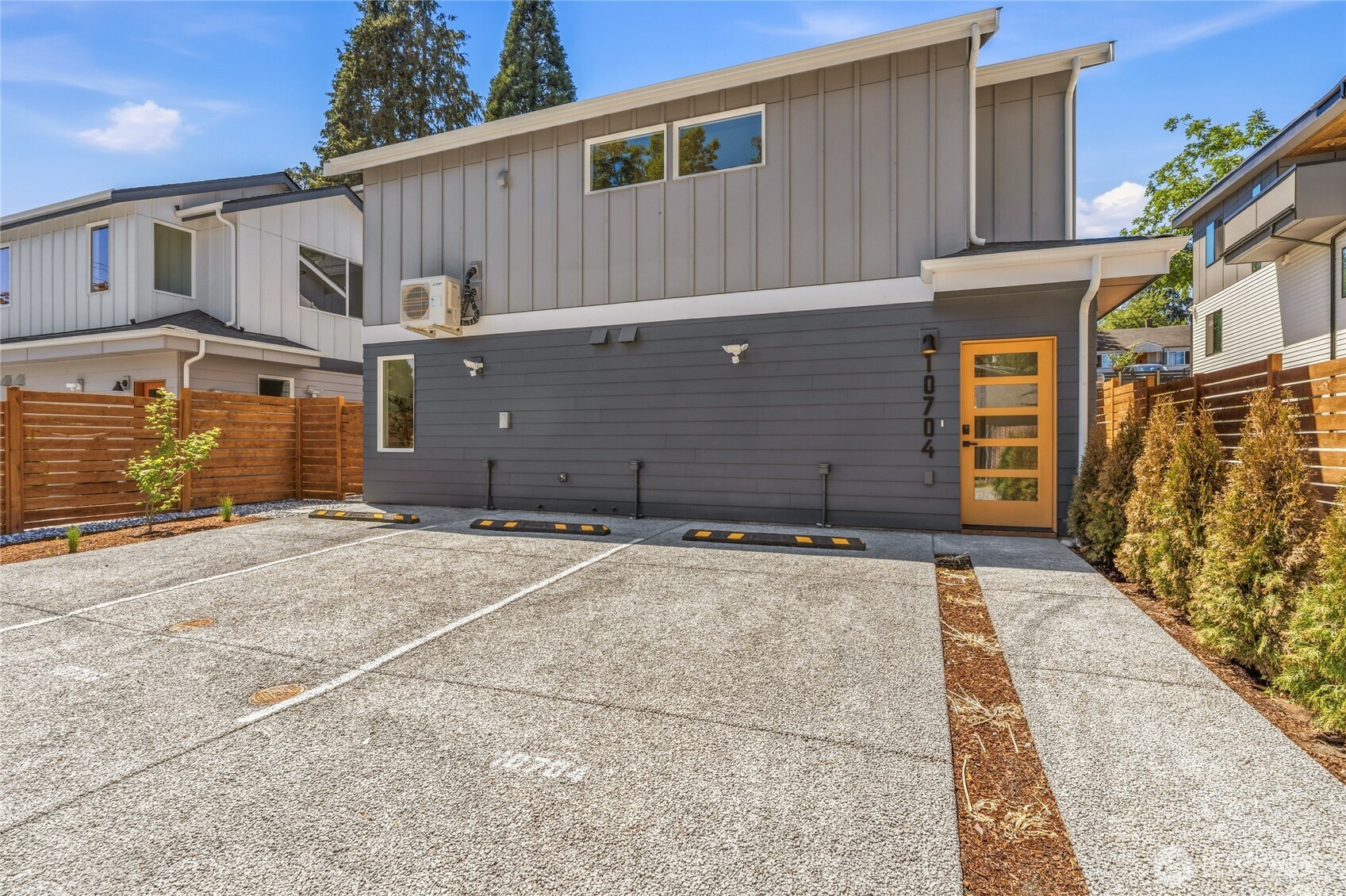 10706 Linden Avenue