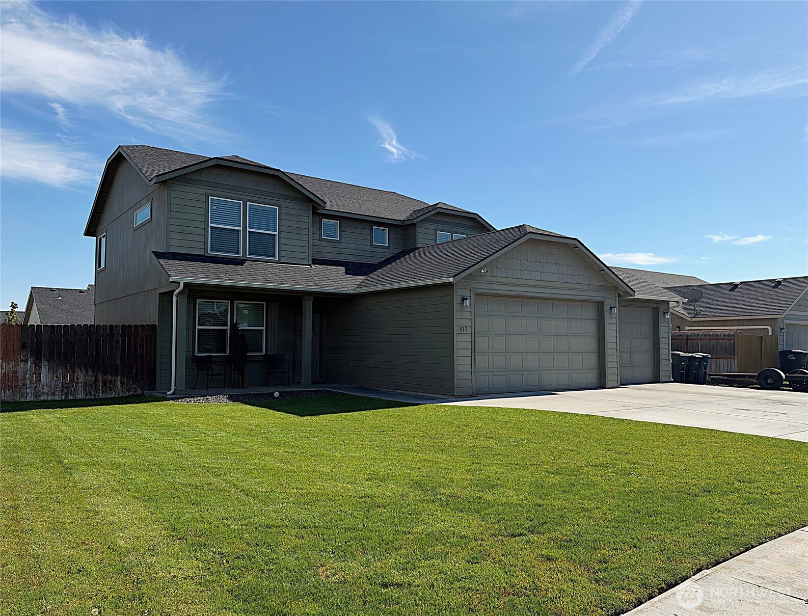 813 Lakeland Drive