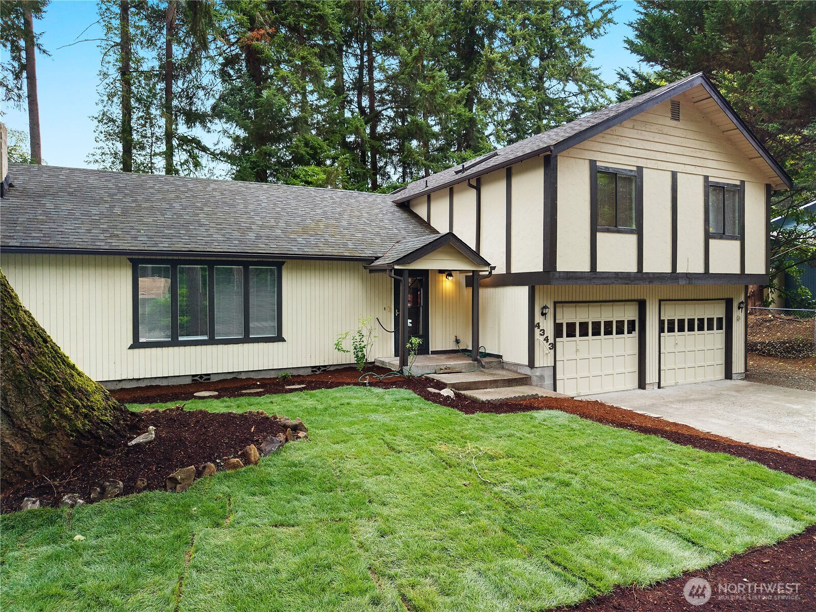 4343 Highline Drive