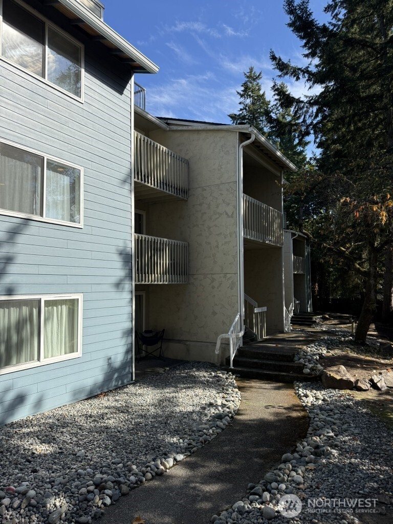 9474 Redmond Woodinville Road #A303