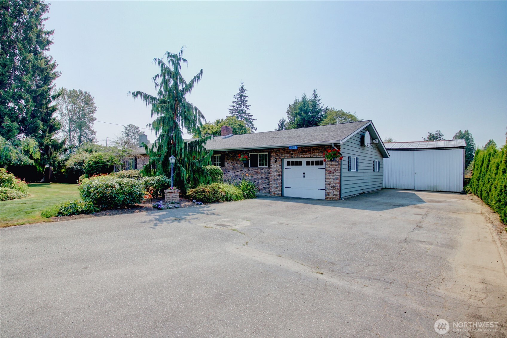 21213 Plaza Drive