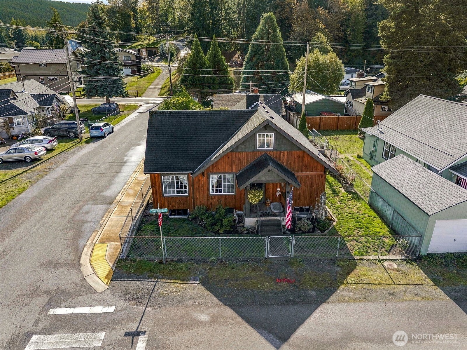 300 Standford Avenue