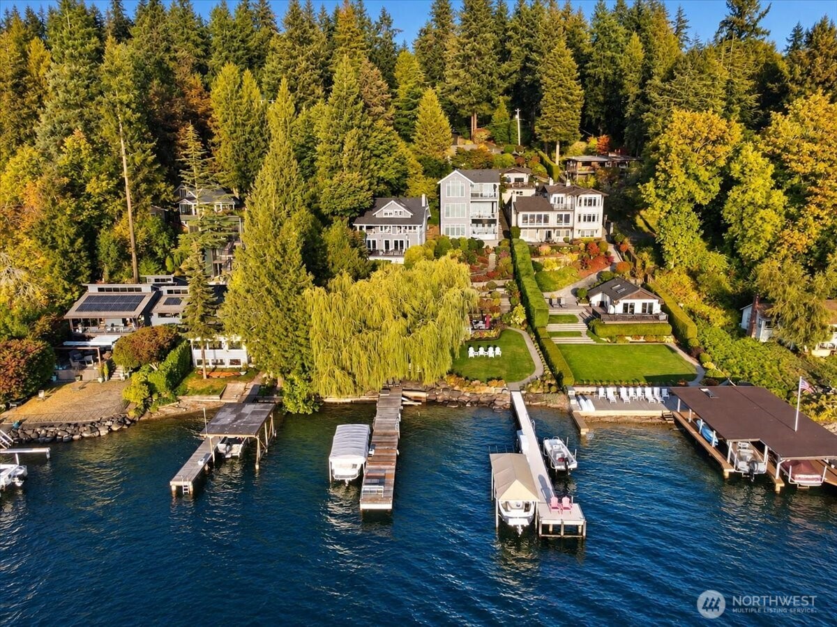 11545 Holmes Point Drive